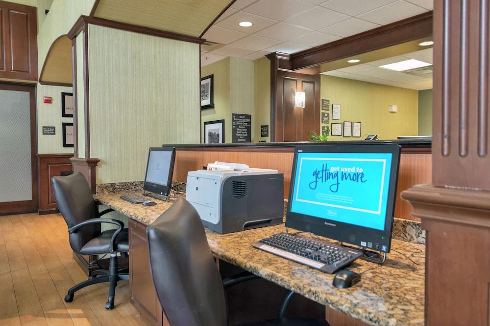 Hampton Inn & Suites Dallas-Dfw Airport Hurst Exterior photo